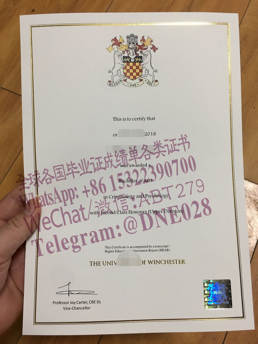 购买假英国温切斯特大学毕业证多少钱